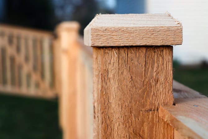 cedar-traditional-spaced-fence-romeoville-1