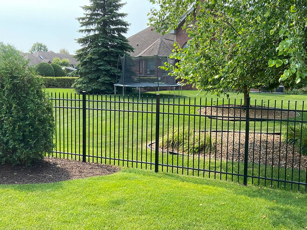 Photo-of-Black-Aluminum-Spear-Fence-4-Foot---Installed-in-Orland-Park-Illinois