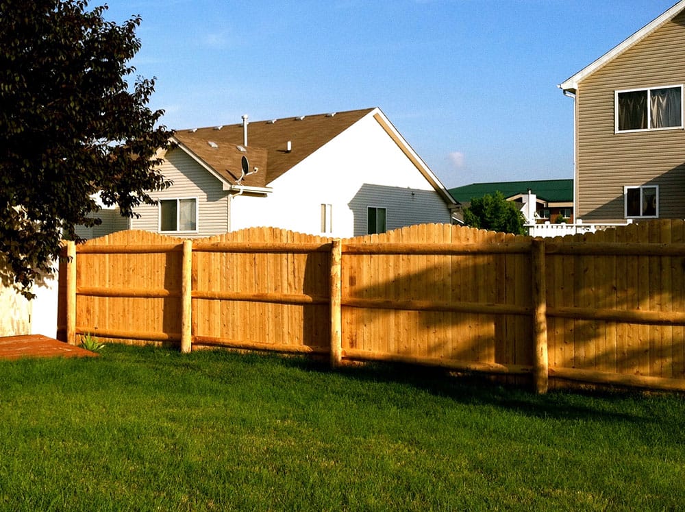 Photo-of-Wood-Privacy-Fence-6-Foot---Installed-in-Romeoville-Illinois