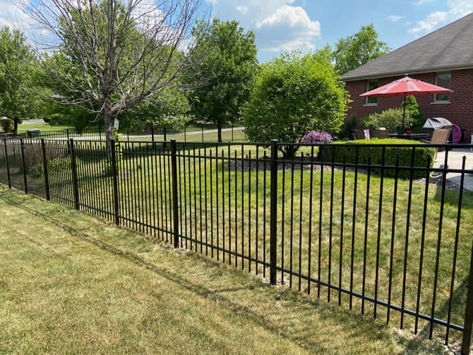 aluminum-residential-fence-3_orig