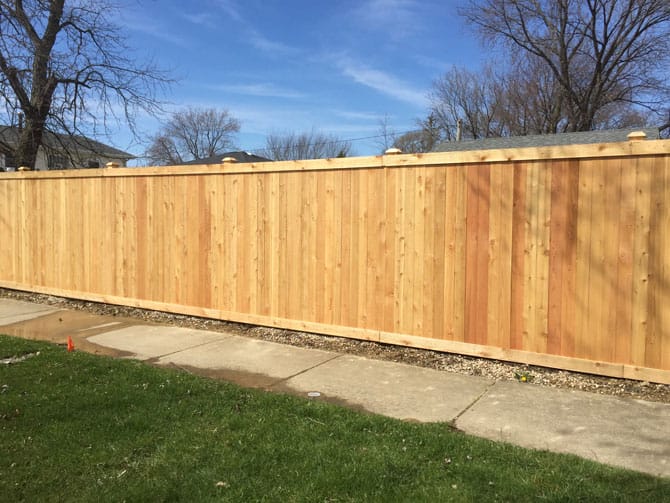 wood-fence-traditional-privacy-oak-forest-illinois_orig